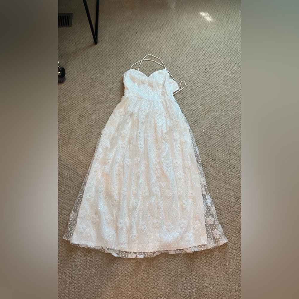 Birdy grey white dress